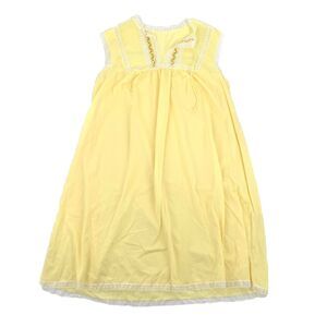 Vintage 1960s Vanity Fair Embroidered Babydoll Night Gown Dress Medium Lt Yellow